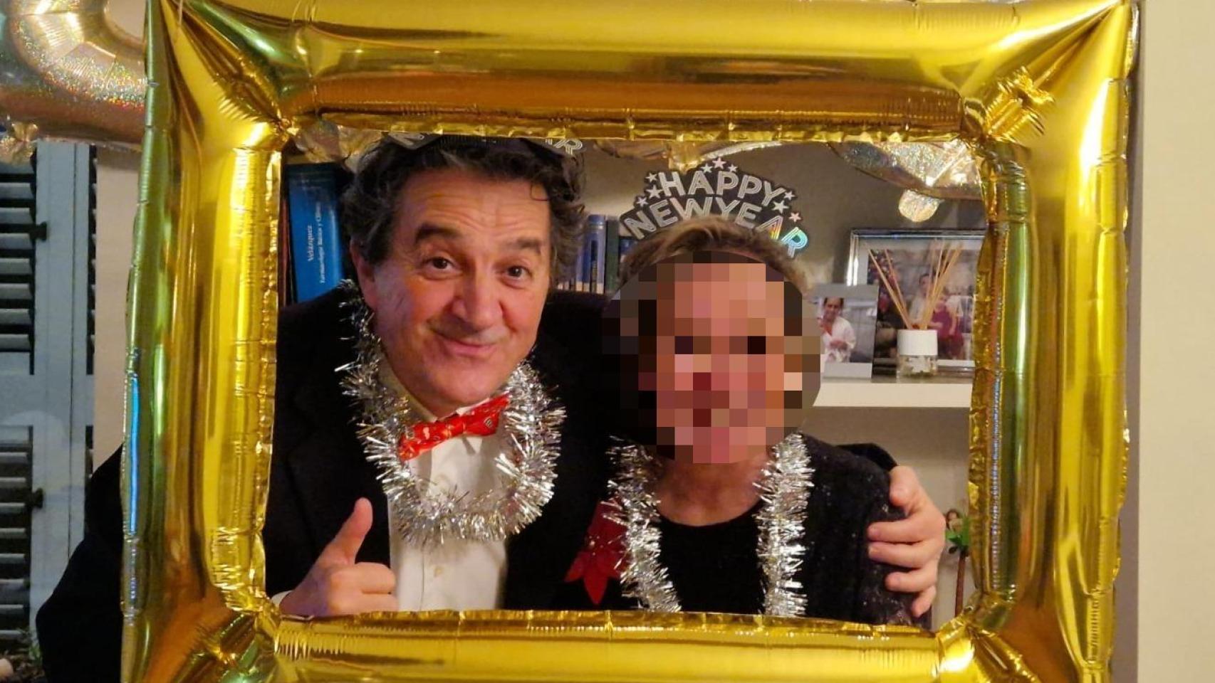 elespanolcom's tweet card. Esta vecina de Molina de Segura, de 63 años, ha solicitado a la juez una orden de alejamiento para los hijos de su difunta pareja porque les tiene "miedo". Más información: Felipe, el comerciante...