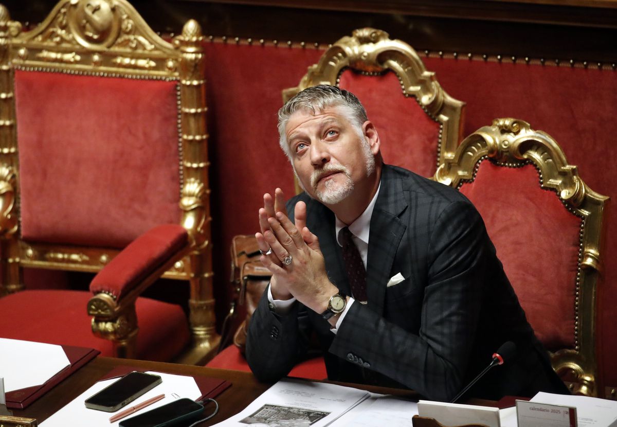 BelpietroTweet's tweet card. Ve lo dico io: il presidente dei 5 stelle, giustamente, si sarebbe lamentato ritenendosi, non a torto, censurato. Lo stesso va detto anche se un esponente politico avesse deciso di replicare a un...