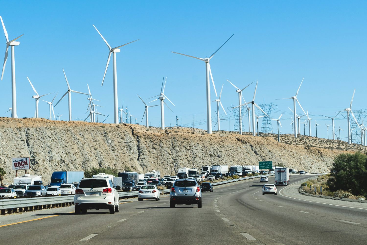 RobMajteles's tweet card. State data shows 67% of California's retail electricity sales in 2023 came from renewable and zero-carbon electricity generation.