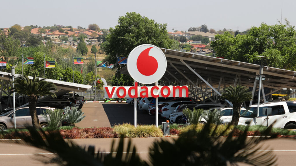 DailyInvestorSA's tweet card. Vodacom’s revenue grew by 10.6% to R40 billion in the quarter ending June 2025, driven by strong performances in its Egyptian and South African operations.