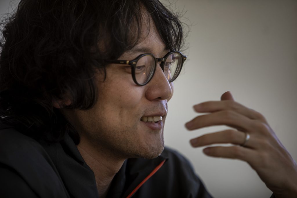 La_Directa's tweet card. Kohei Saito (Tòquio, 1987) és autor d’Una nova manera de viure. El capital a l’era de l’antropocè (Tigre de Paper, 2022), que ha estat tot un best-seller al Japó. El pilar de la seva filosofia és una...