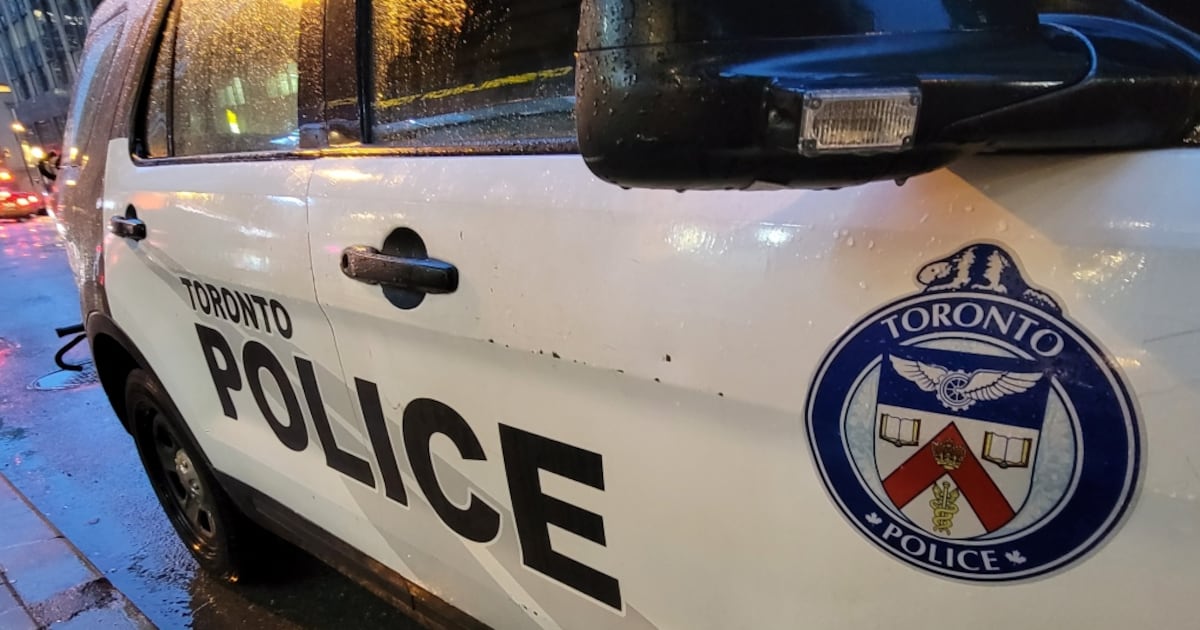 marksaunders_TO's tweet card. Toronto police are searching for a male suspect after a man was stabbed early Sunday morning in the city’s downtown core.