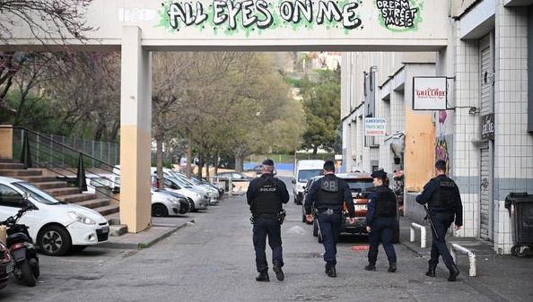 olivierrioult's tweet card. Face aux violences liées au narcotrafic à Marseille, le député RN des Bouches du Rhône, Franck Allisio, estime que la solution serait de mettre en place l'état d'urgence "dans toute ou partie de la...