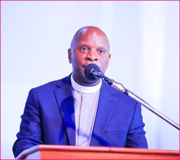 UcuStandard's tweet card. For Rev. Canon Paul Wasswa Ssembiro, chaplain of Uganda Christian University (UCU), it was a moment of joy and pride as he translated the sermon which Bishop Henry Luke Orombi, the former Archbisho…