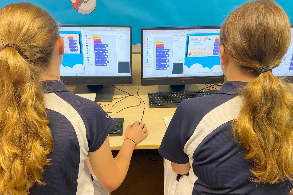 EADT24's tweet card. East Bergholt High School pupils have been immersed in future technology.