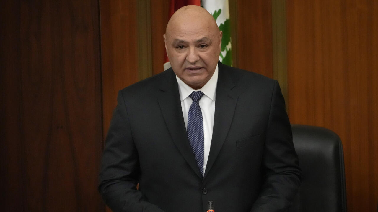 khaleddrareni's tweet card. La perspective d’une visite officielle du président libanais Joseph Aoun en Algérie se précise. Ce déplacement, prévu selon des sources diplomatiques les 29 et 30 juillet prochains, s’inscrit dans le...