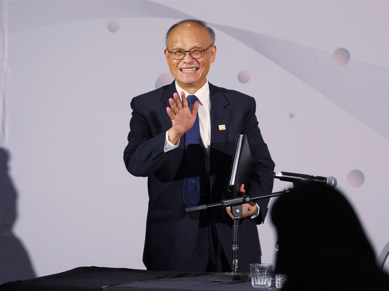 Focus_Taiwan's tweet card. Taiwan is adopting a "cooperative" approach in trade talks with the United States but should do more on market access and transshipment controls to reach a deal, Taiwan's former top trade negotiator...