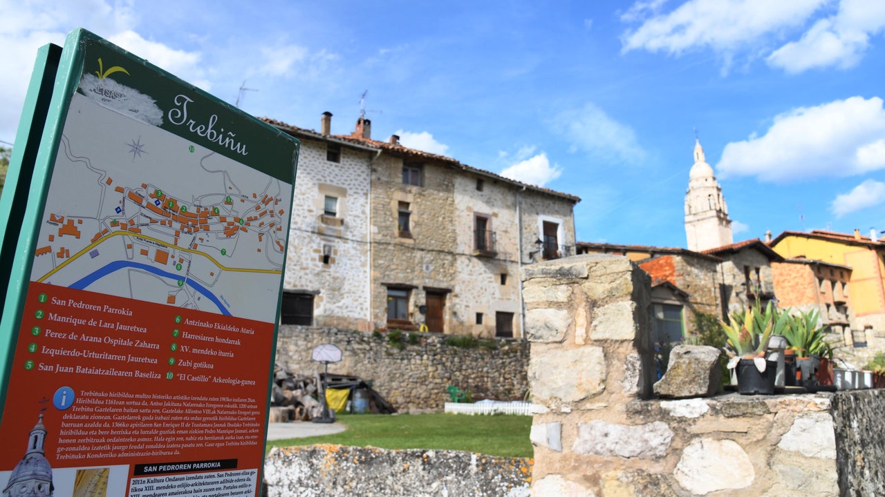 larazon_es's tweet card. El enclave se encuentra en territorio de Álava y ha sido objeto de muchas disputas desde la Edad Medida que se mantienen en la actualidad