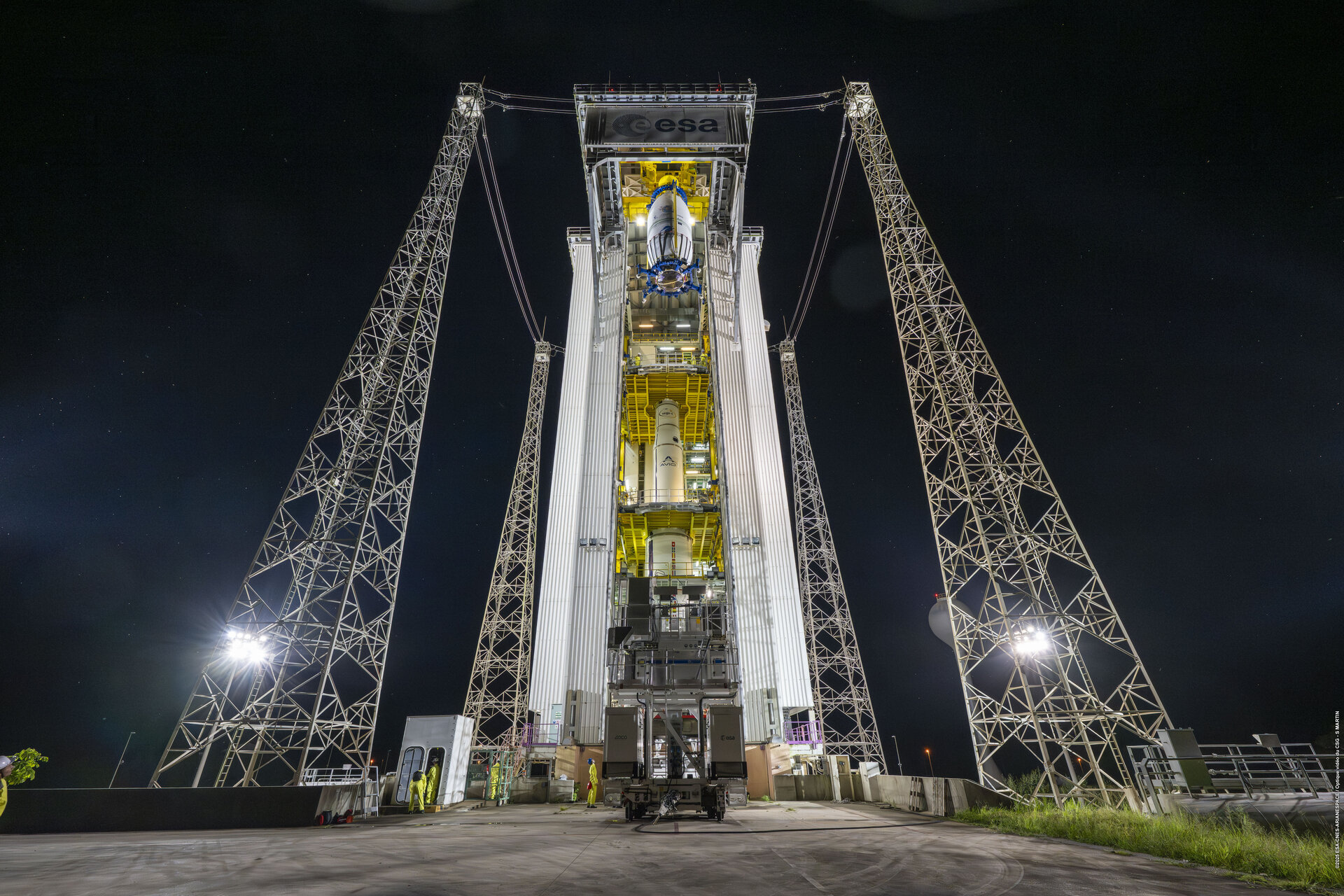 cosmos4u's tweet card. Watch live: Vega-C to launch CO3D and MicroCarb