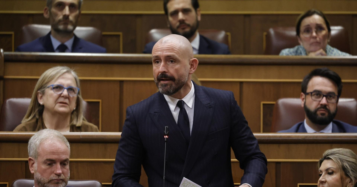 DELOSSANTOSLEAL's tweet card. El político de la formación que preside Alberto Núñez Feijóo también ha asegurado que «es una frivolidad que Yolanda Diaz diga cómo debe ser el pró...