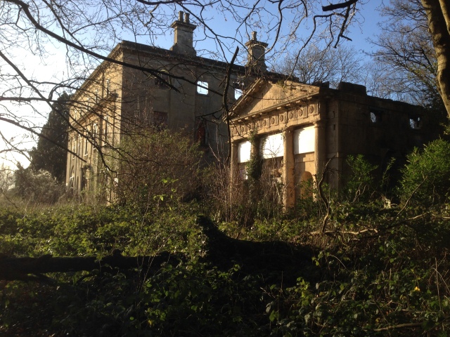 AndrewJRTaylor's tweet card. Thirty years ago I first went to Piercefield. It’s a ruined house that stands cheek-by-jowl with Chepstow Racecourse. In fact the racecourse sits in a portion of what was once the 300-acre pa…