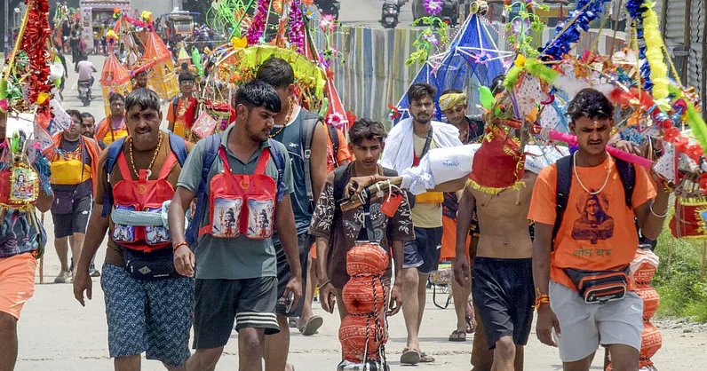 Ravinder_IITD's tweet card. Local Impact: After Kanwariyas vandalise their UP dhaba over onion dispute, owners struggle with loss, debt, and fading hope for justice.