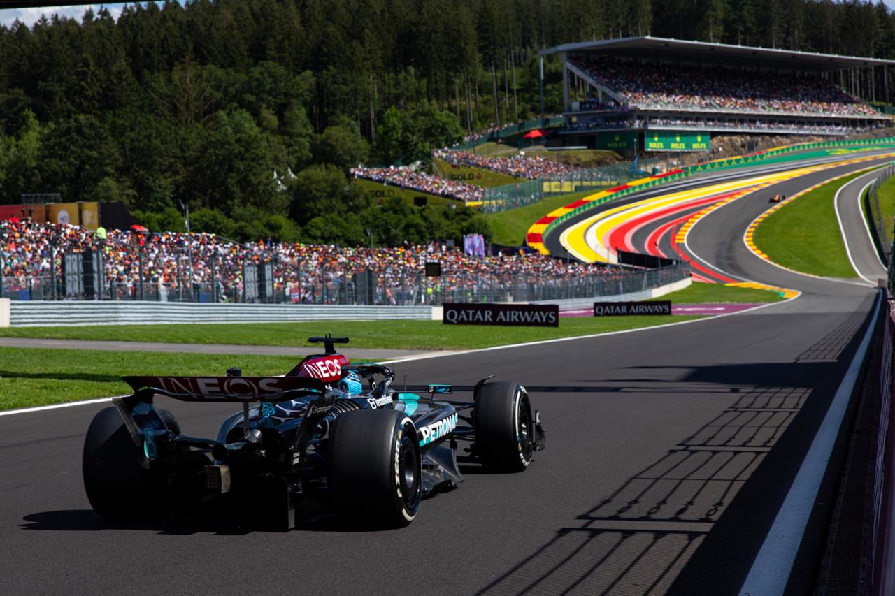 FUnoAT's tweet card. F1, GP Belgio: Mercedes si presenza a Spa-Francorchamps con un piano tecnico mirato sull'efficienza della monoposto per puntare in alto