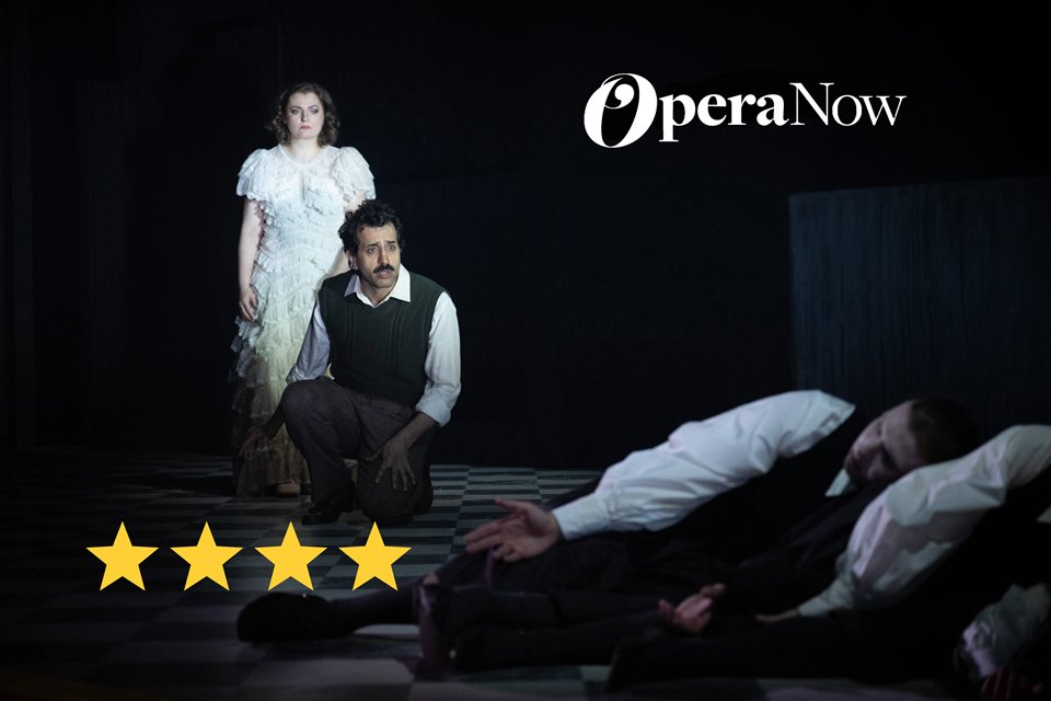 Operanow's tweet card. Light – and its lack – is everything in Ogilvie’s production