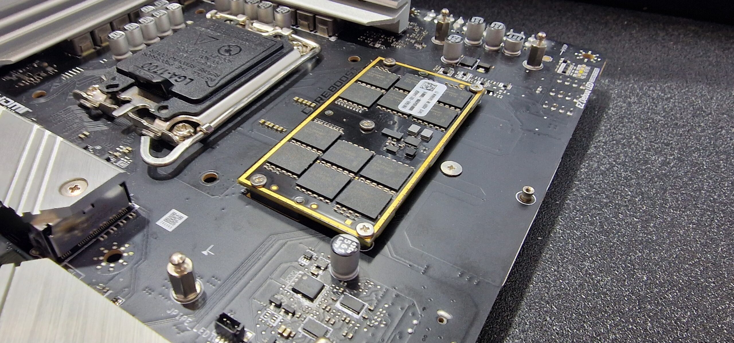 OC3D's tweet card. DDR6 memory is due to arrive in 2027, delivering faster CAMM2 modules with 8,800 MT/s to 17,600 MT/s speeds.