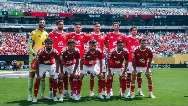 algomhorr's tweet card. شهد جدول مباريات الأهلي في الدوري 2026 عن صدام مبكر مع نظيره فريق بيراميدز، كما شهد جدول الفريق الأحمر عن مواجهة ناريه أمام غريمه التقليدي نادي الزمالك في الجولة التاسعه من منافسات البطولة.