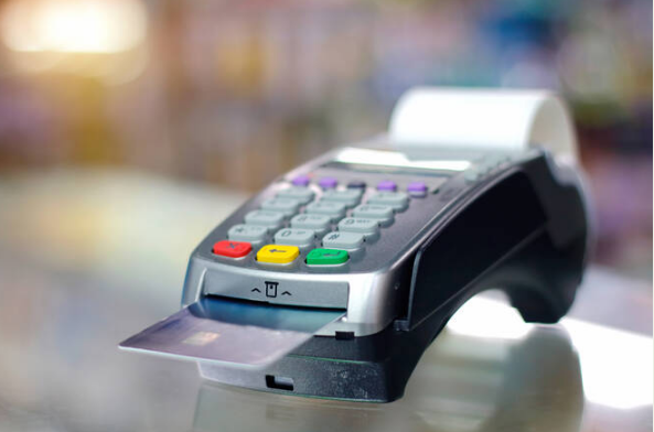 KhaleejMag's tweet card. Hotel spending in Saudi Arabia climbed by 2.1 percent during the week ending July 19, reaching SR287.44 million ($76.87 million), even as most other consumer sectors registered declines, according to...