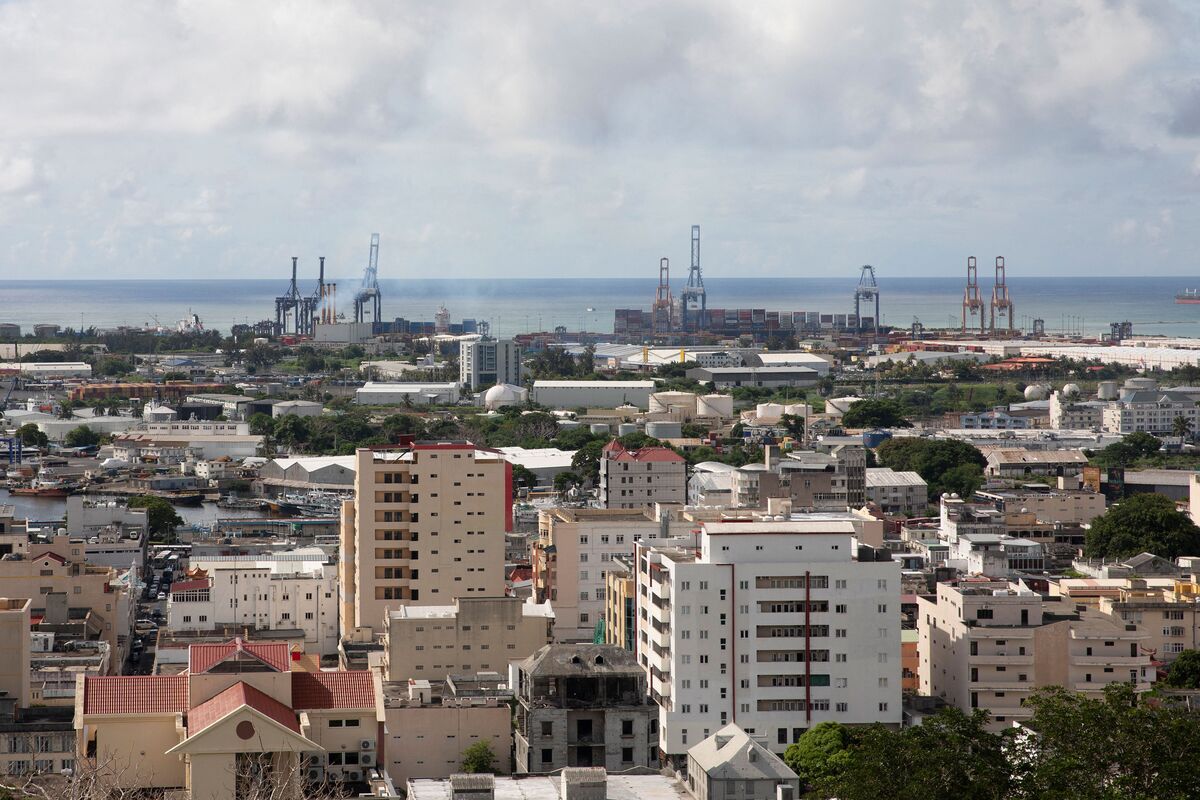 climate's tweet card. Mauritius is exploring temporary measures to increase electricity supply and warns that it may have to impose scheduled power cuts in coming months if these measures fall short.