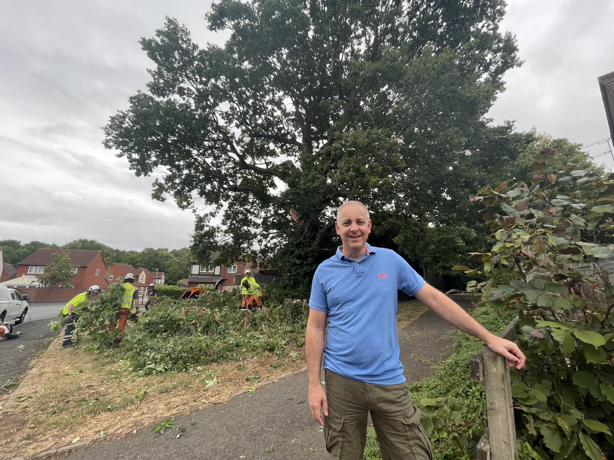 JamesConnell8's tweet card. The oak tree branch in Purleigh Avenue in Warndon Villages, Worcester close to the home of Rev Richard Lacey