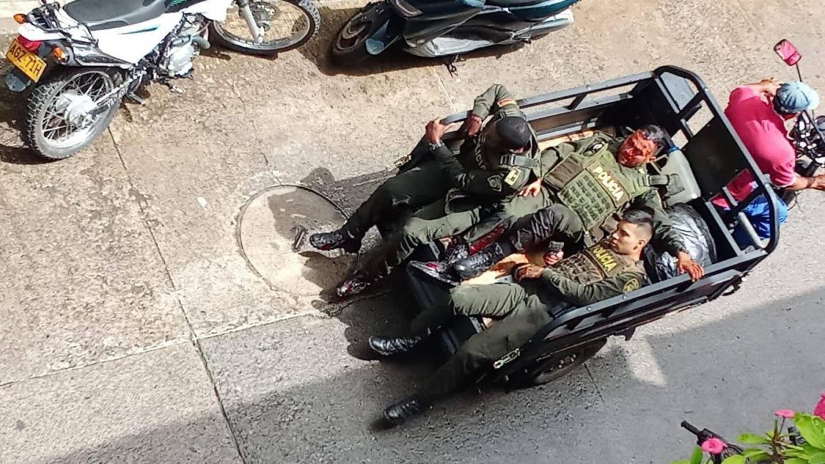 JesuB's tweet card. Mindefensa atribuyó los homicidios a sicarios al servicio del ‘clan del Golfo’, disidencias de ‘Mordisco’ y el Eln.