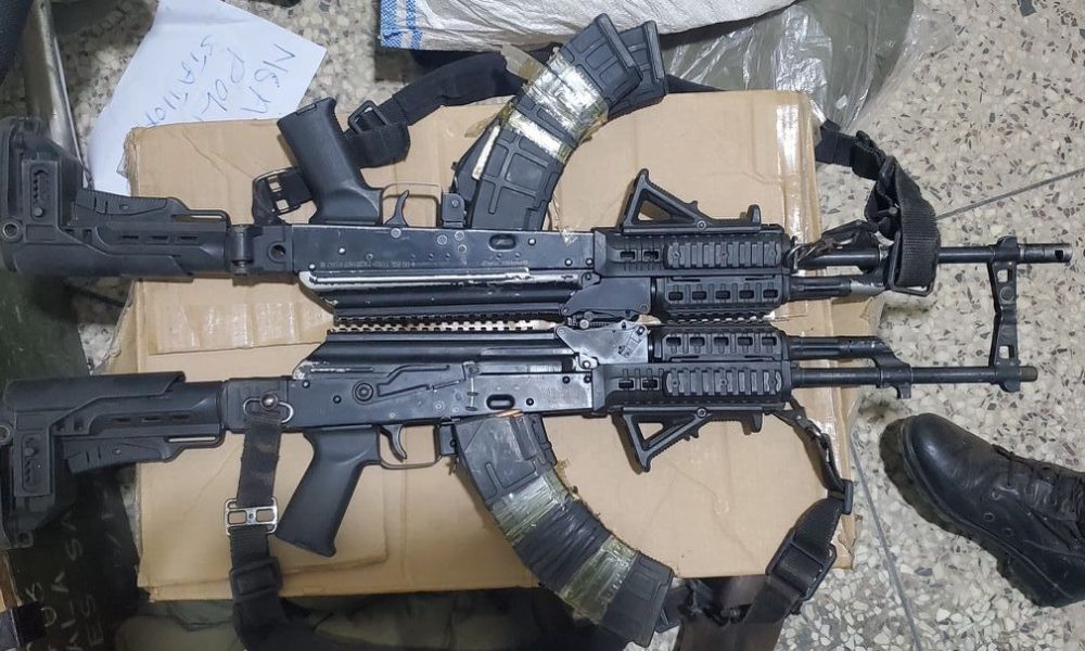 sunrise_ug's tweet card. Security forces in Greater Masaka have successfully foiled a robbery involving Shs 50 million, killing one suspect and recovering two firearms following a high-speed pursuit from Kyotera District to...