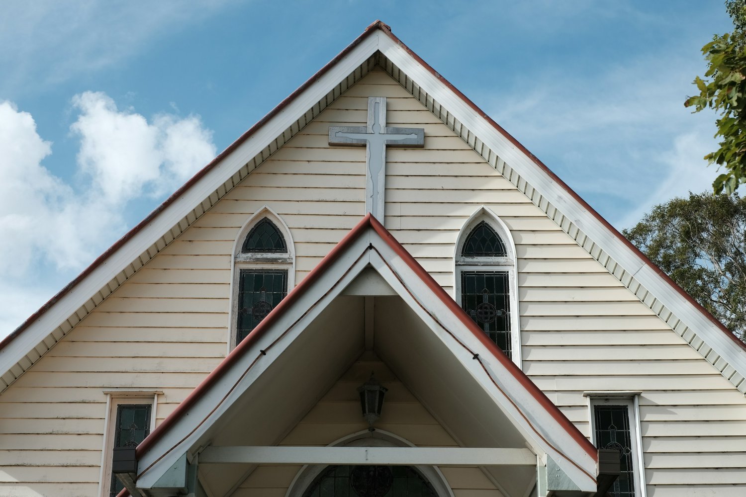 D_B_Harrison's tweet card. While there are likely numerous theological differences between evangelical, Catholic and Black Protestant pastors, they share core convictions that aren’t as common among mainline pastors.