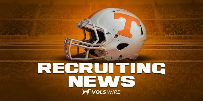 TuckerHarlin's tweet card. A top-rated running back and Tennessee target announces commitment date.