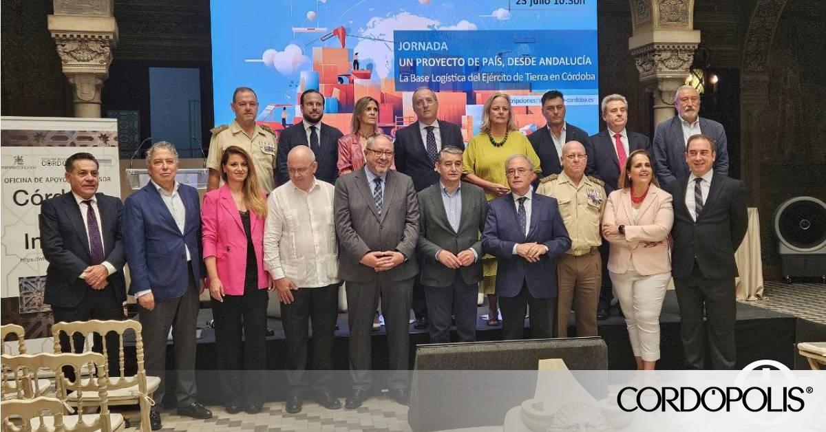 eldiarioAnd's tweet card. CECO y la Oficina del Inversor del Ayuntamiento organizan una jornada en el histórico Palacio de la Motilla