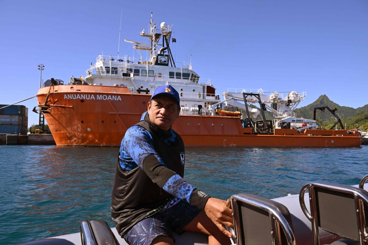 japantimes's tweet card. Research vessels roam the seas around the Cook Islands in search of deposits of battery metals, rare earths and critical minerals.