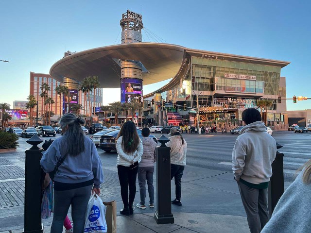 Crypto_RVD's tweet card. A Las Vegas tourism report released on Tuesday suggests people are hunkering down, saving money on travel. In March, visitation to Las Vegas tumbled by 7.8%.