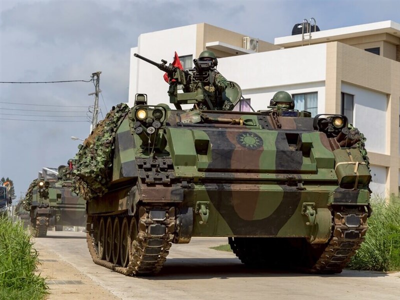 Focus_Taiwan's tweet card. A second batch of 42 M1A2T Abrams main battle tanks (MBTs) Taiwan purchased from the United States is slated to arrive at the Port of Taipei by ship late on Saturday, a source with knowledge of the...