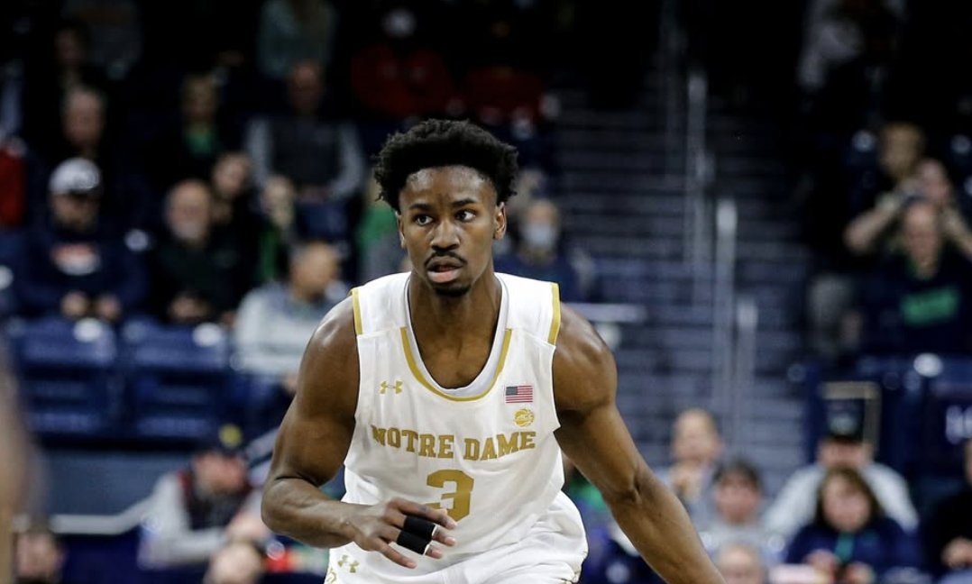 ESSMbasket's tweet card. Originaire des États-Unis, ce meneur-arrière de 25 ans arrive avec une solide formation universitaire et une première expérience en Europe prometteuse. Trey partage avec nous ses premières impressi…