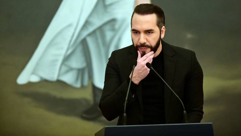 ymblanter's tweet card. El presidente de El Salvador, Nayib Bukele, recibió esa respuesta al consultar a Grok, la IA de la red social X