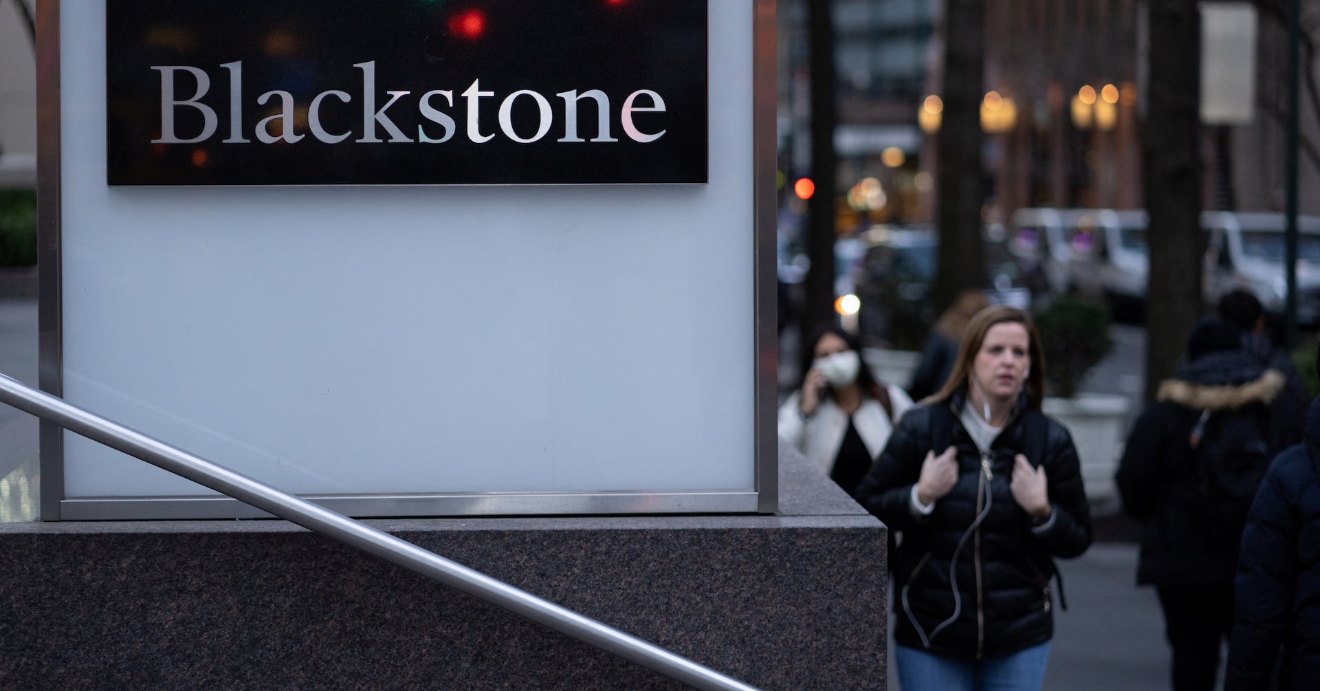 TTFacer's tweet card. Blackstone beat second-quarter profit estimates on Thursday, as the world's largest alternative asset manager benefited from robust gains in its credit and private equity arms.