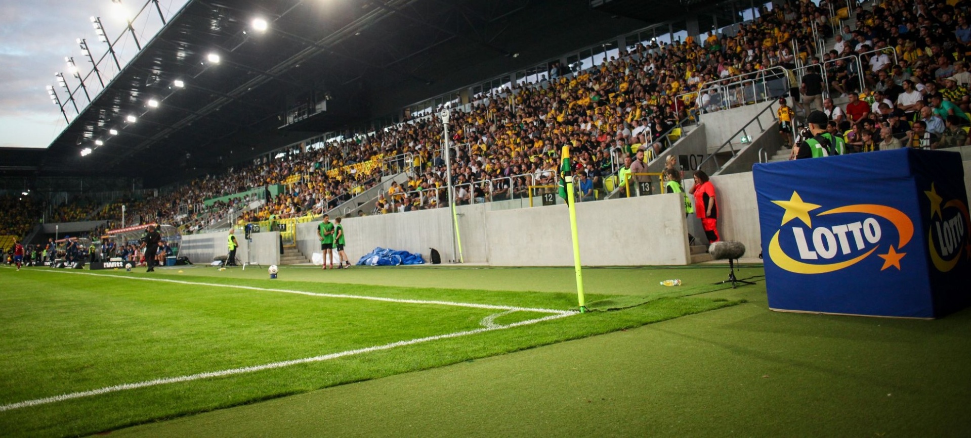 _GKSKatowice_'s tweet card. Na Arenie Katowice można skorzystać z usługi audiodeskrypcji.