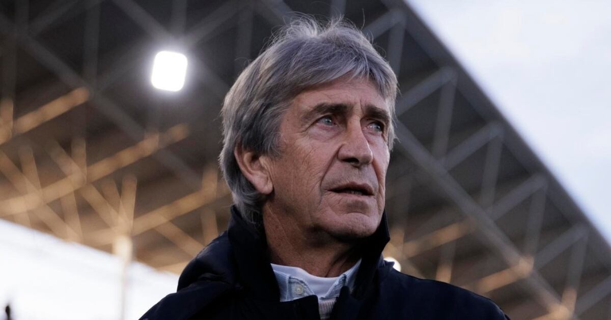 encanchacl's tweet card. El Ingeniero empieza a mover los hilos para asegurar la continuidad de algunas figuras y completar el plantel para la temporada 2025-26.