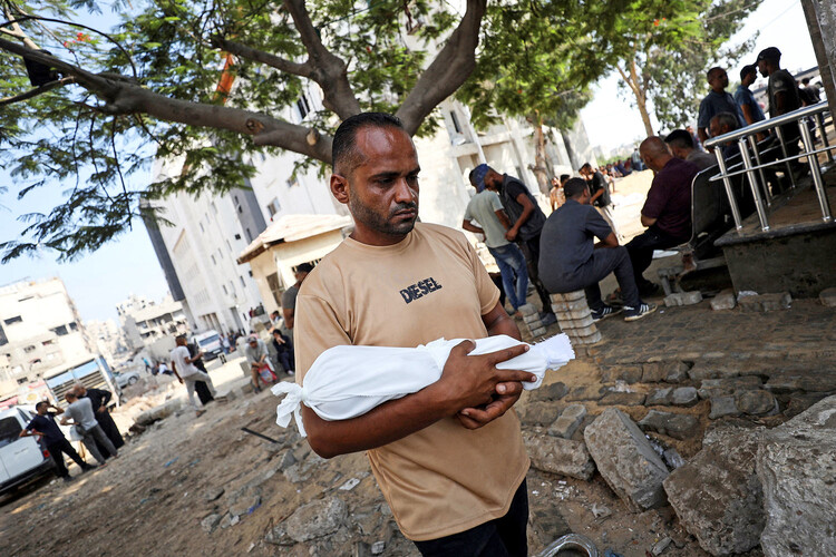 KhalilEJahshan's tweet card. Doctors and aid groups warned of a hunger crisis now reaching a crescendo in the besieged and bombarded Palestinian enclave.