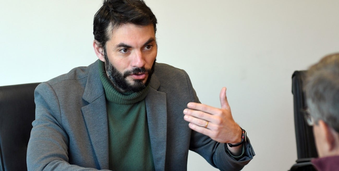 mcuvertino's tweet card. Para Ignacio Trucco es la forma de equilibrar el desproporcionado balance territorial entre los estados provinciales y el federal. Doctor en Economía, investigador adjunto del CONICET, docente de la...