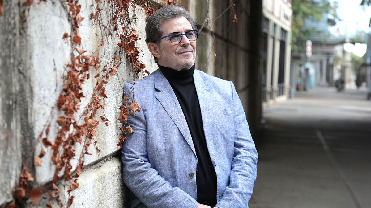 PRConnect's tweet card. Giant Steps traces Derek Shulman's career from Simon Dupree & The Big Sound through Gentle Giant to record executive working with Bon Jovi, Dream Theater, AC/DC and more...