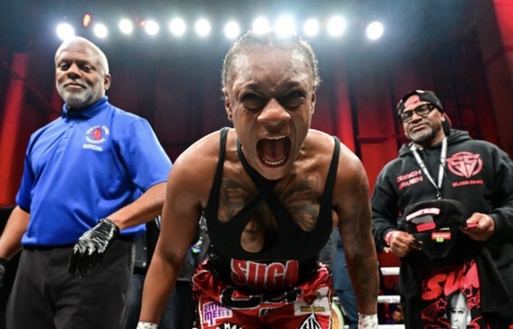 boxingscene's tweet card. Jones will make the first defense of her junior middleweight world title against Elia Carranza.