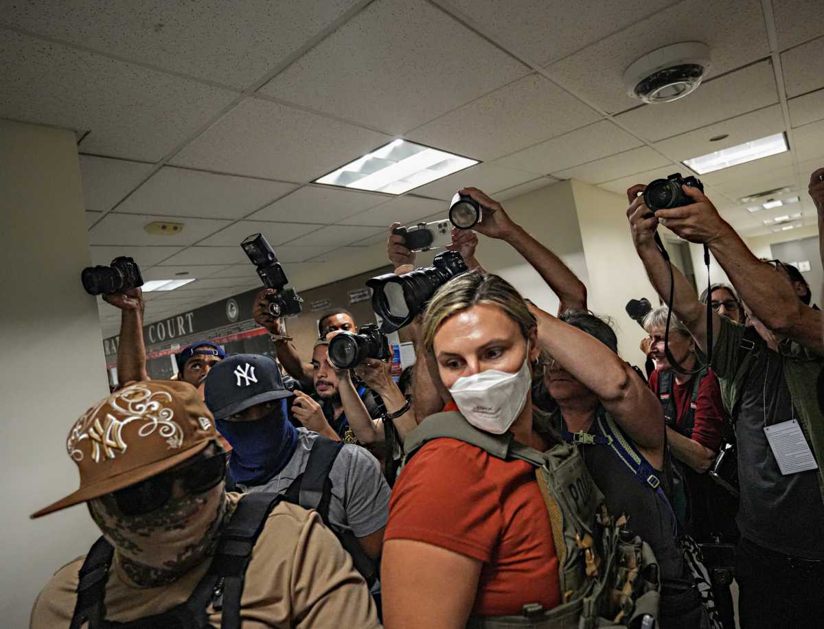 FreedomofPress's tweet card. An amNewYork article reporting on ICE intimidating the press sparked outrage from the Freedom of the Press Foundation (FPF) and prompted the organization to