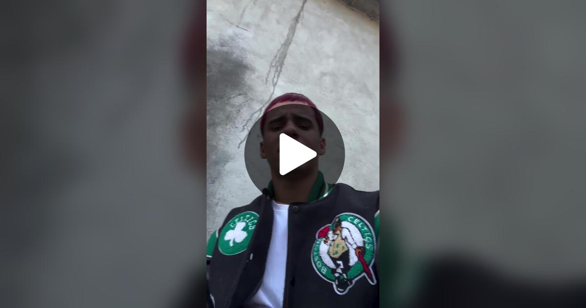 menorpiu22_'s tweet card. Vê o vídeo de Menorpiu22.
