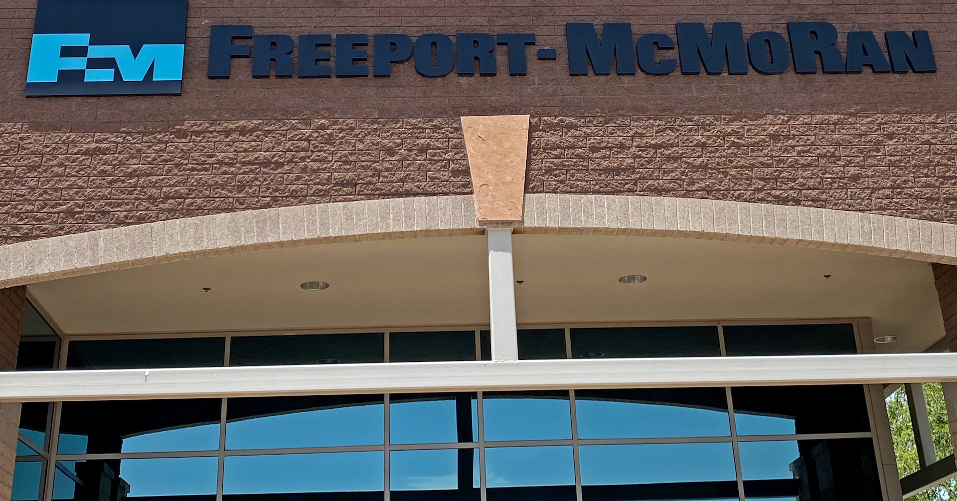 ReutersCommods's tweet card. Miner Freeport-McMoRan beat Wall Street estimates for second-quarter profit on Wednesday, as higher copper and gold prices helped offset lower production.
