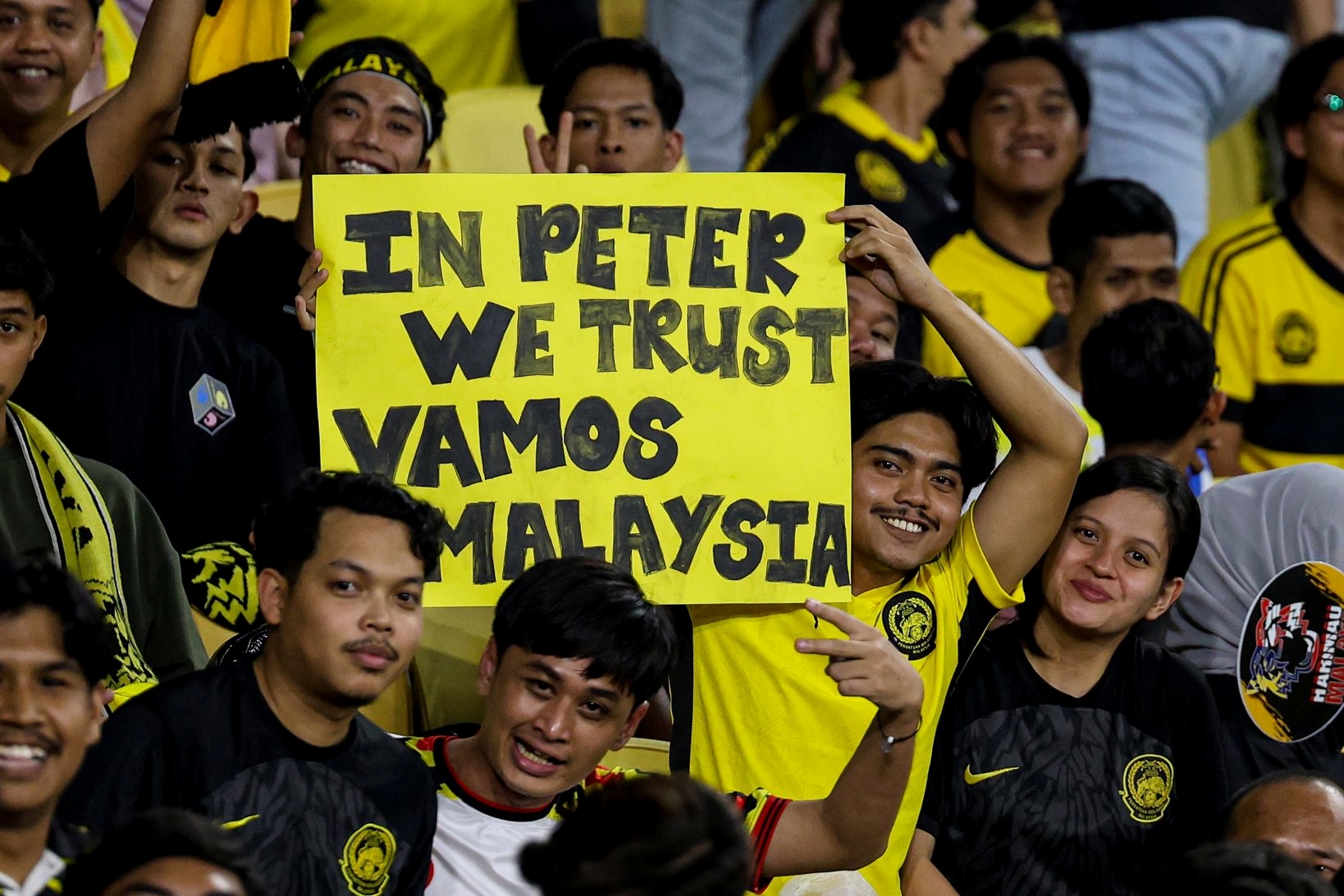 sukanzcom's tweet card. Persatuan Bola Sepak Malaysia (FAM) berhasil mendapatkan dua buah pasukan untuk dihadapi oleh skuad kebangsaan pada Jendela Antarabangsa FIFA bulan September sebagai ganti kepada penarikan diri...