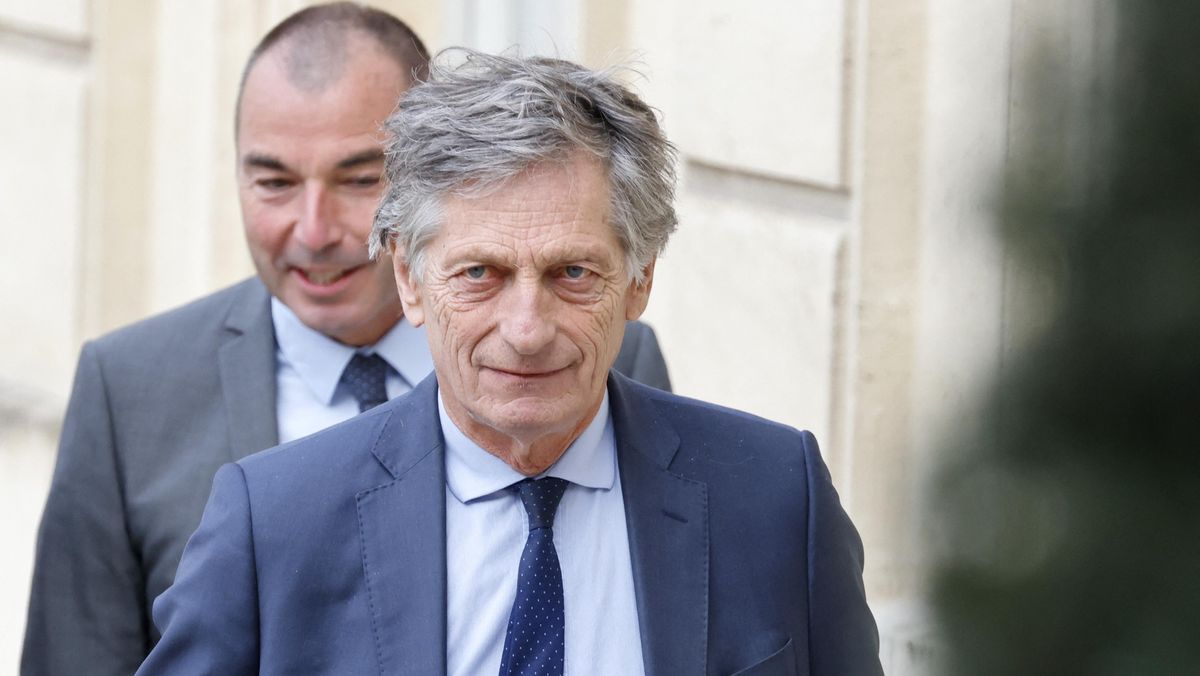 Adschwyter's tweet card. Le directeur financier de CMA CGM, Ramon Fernandez, remplace Nicolas de Tavernost à la présidence de BFM TV et RMC. Un coup de semonce du milliardaire Rodolphe Saadé face à des résultats qu'il juge...