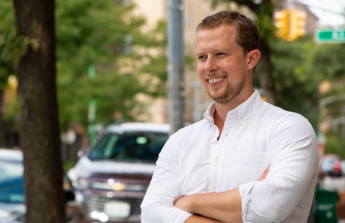 QNS's tweet card. Ben Guttmann, the new executive director of the Queens Economic Development Corporation (QEDC), plans to promote the borough as the "best place to do
