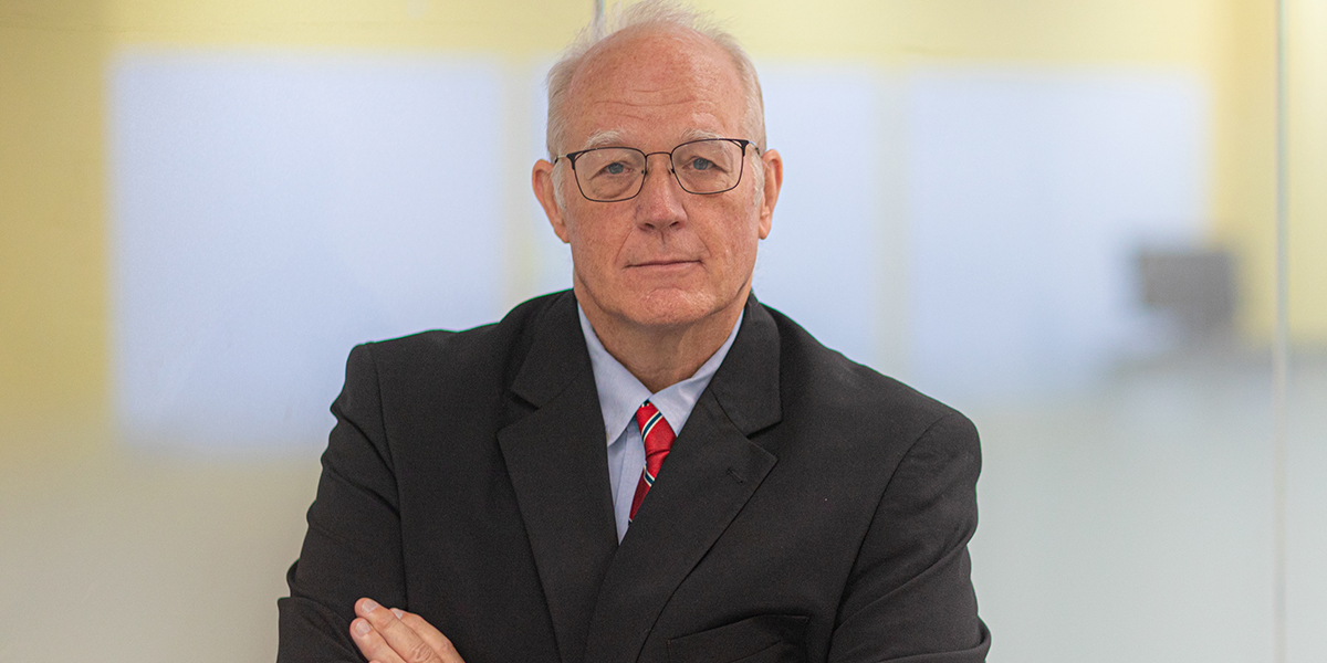 INFOCollegeUMD's tweet card. Douglas Oard appointed Interim Dean of UMD INFO College, bringing leadership and expertise in information science research.