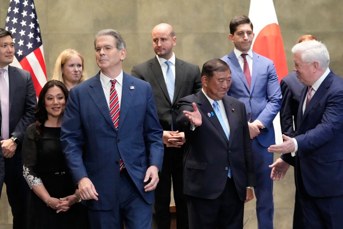 DanielPFlatley's tweet card. Two of President Donald Trump’s top trade negotiators hailed their approach toward addressing trade grievances with Japan as a possible incentive for the European Union, as negotiations come to a...