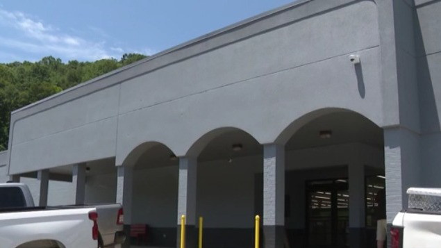 WOWK13News's tweet card. Clendenin residents are welcoming their first local grocery store in nearly nine years.
