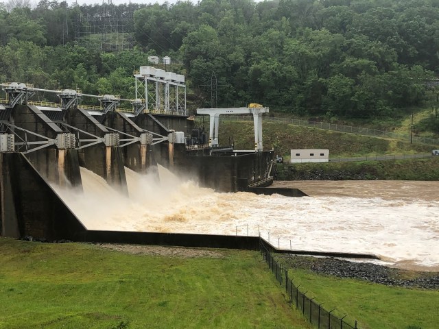 WFXRnews's tweet card. (WFXR)- Officials at Appalachian Power are advising boaters, kayakers and tubers to pay attention to water levels downstream of Claytor and Leesville dams. According to the press release, water lev…